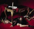Kate Moss 演绎女王姿态