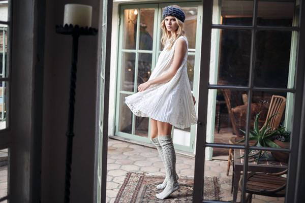 Free People 最新广告硬照